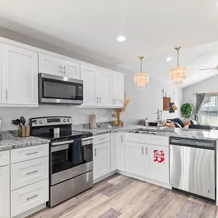 Safar By The Sea In Davis Shores